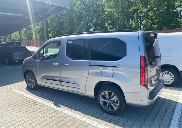 Toyota Proace City Verso cena 154999 przebieg: 15, rok produkcji 2024 z Poznań małe 92
